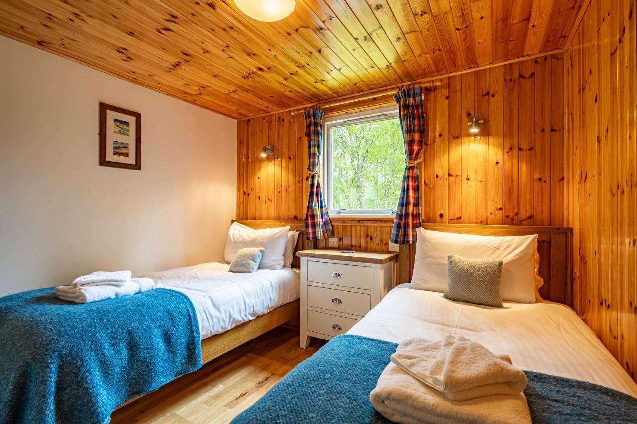 Bracken Lodge 7 With Hot Tub Belladrum المظهر الخارجي الصورة